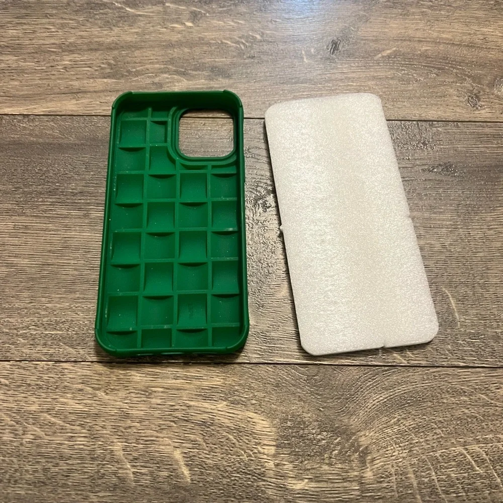 iPhone‎ 13 Pro Max Phone Cover NEW